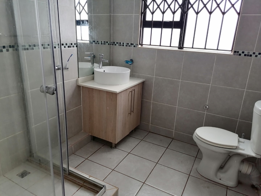 To Let 3 Bedroom Property for Rent in Bloemspruit Free State